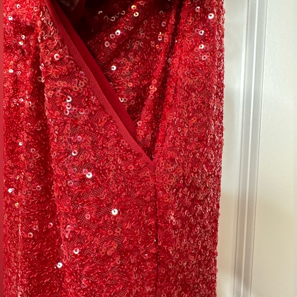 New Red Sequin Strapless Tube Straight Leg Jumpsuit size medium - Picture 4 of 6
